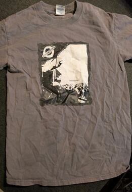 Authority Zero Gray Graphic Band Tee Size Small